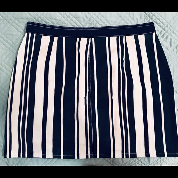 BDG Urban Outfitters Skirt - Picture 2 of 3